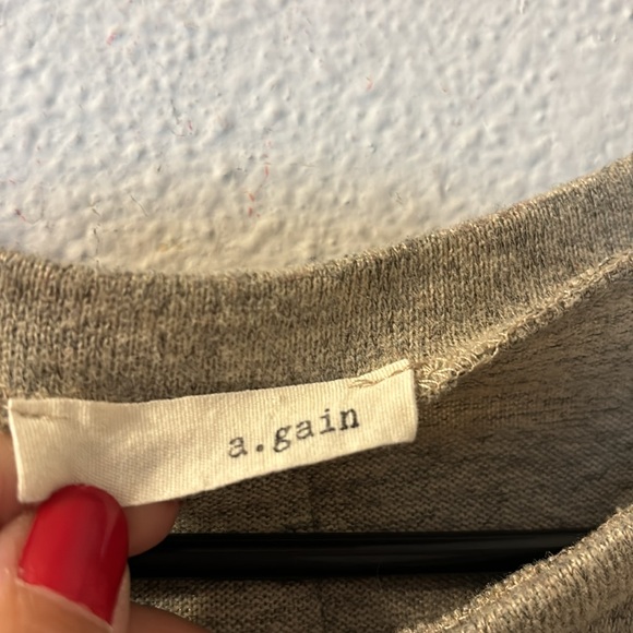 A. Gain sweater with elbow patches and button detail size medium - Picture 2 of 6